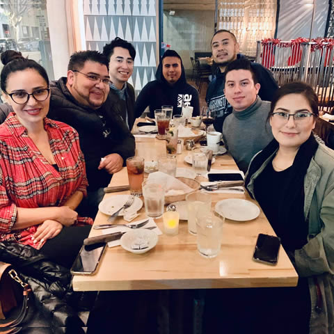 Disfrutando en Familia Nuestra Cena Navideña - Progresso Legal Group P.C. 2019